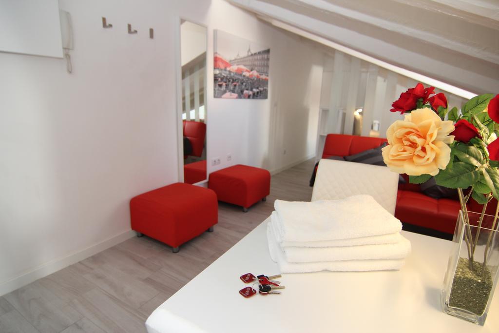 Apartamento Atico En Puerta Del Sol Madrid Exterior foto