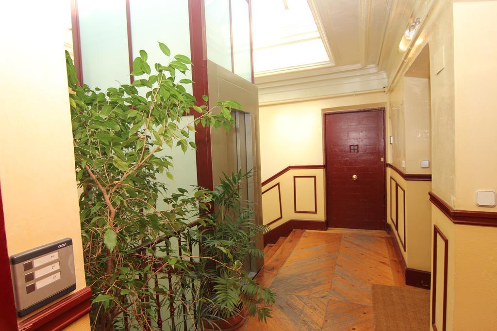 Apartamento Atico En Puerta Del Sol Madrid Exterior foto